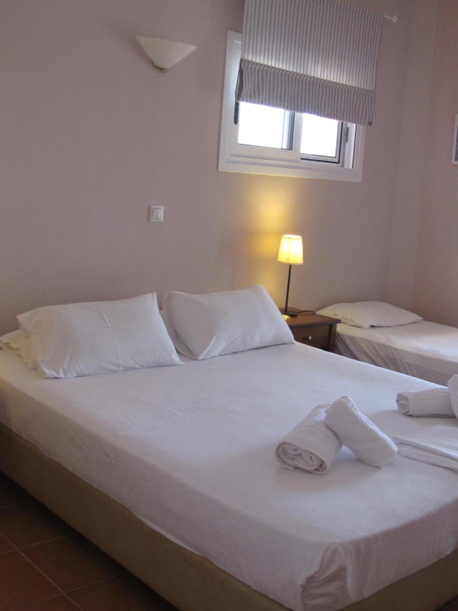 Ithaki Holidays Frinion Ngoại thất bức ảnh