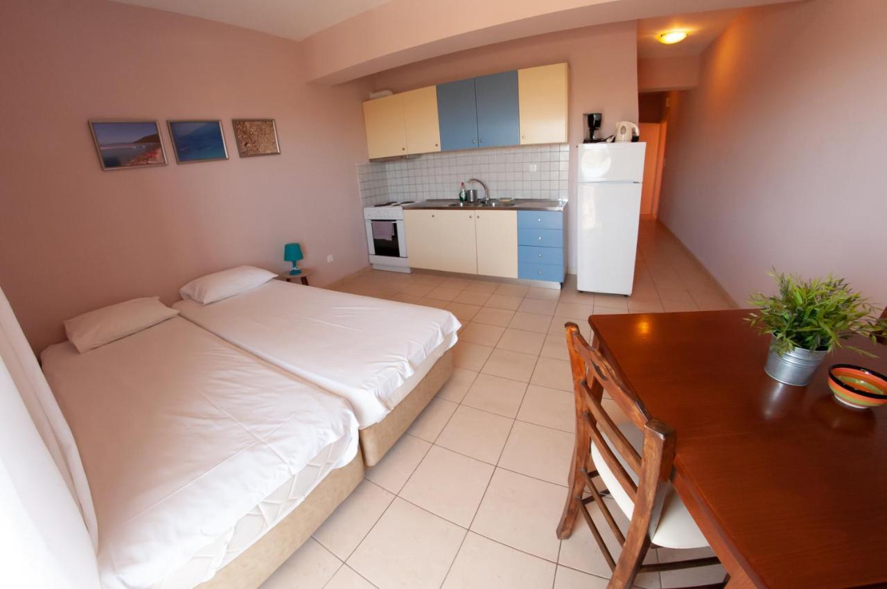Ithaki Holidays Frinion Ngoại thất bức ảnh